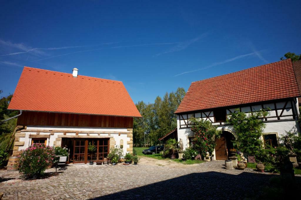 Obere Muehle - Scheunenwohnung Mitten Im Gruenen Baunach Esterno foto